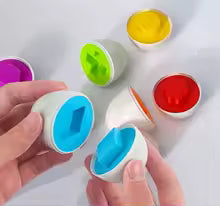 Ovos de Encaixe Montessori – Coordenação e Lógica